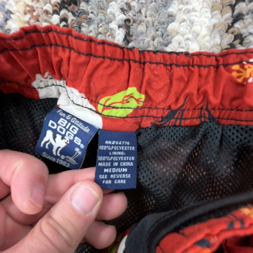 Big Dogs Swim Trunks Men Medium Red Floral Bored Shorts Surfing Hawaiian Beach‎